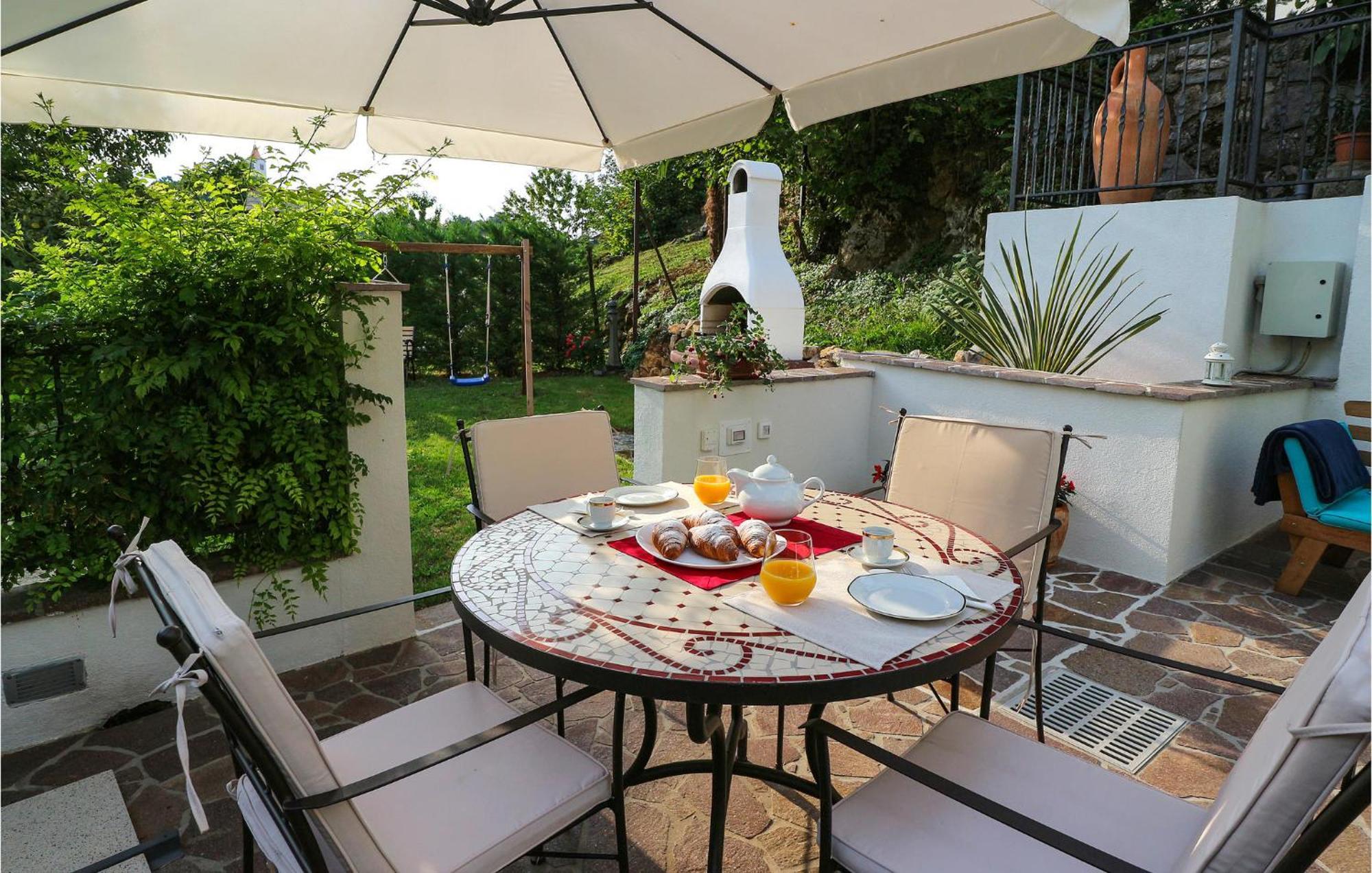 Lovely Home In Matulji With Outdoor Swimming Pool エクステリア 写真